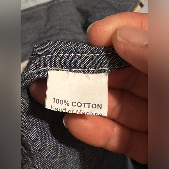 The Stronghold shirt size medium - Picture 4 of 4